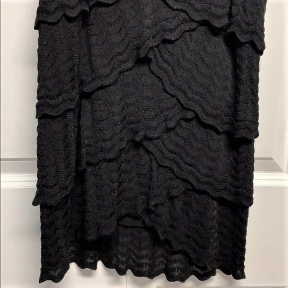 White House Black Market Blouse Size XS Ruffles - Picture 3 of 6